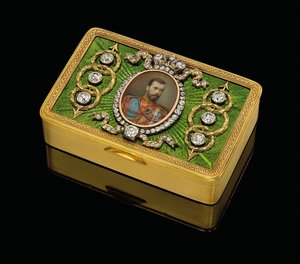 Eine kaiserliche Präsentations-Schnupftabakdose, mit einem Aquarell auf Elfenbein-Miniatur von Kaiser Nikolaus II., ca. 1890 von Carl Fabergé