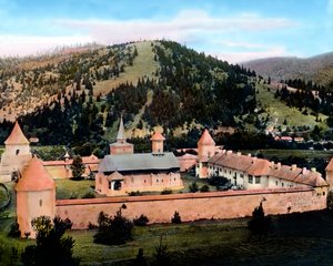Rumänien, Bukowina, Sucevita-Kloster im Sucevita-Tal, um 1920 von Carl Simon