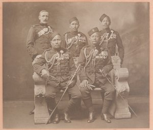 Königliche indische Ordonnanzoffiziere aus den Gurkha-Regimentern