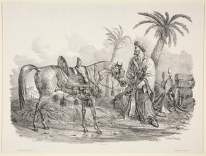 Sitzender Araber, der das Zaumzeug eines arabischen Pferdes hält
