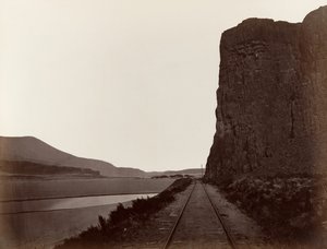 Kap Horn bei Celilo, 1867 von Carleton Emmons Watkins