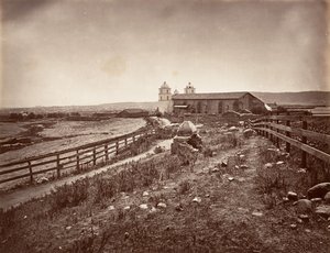 Santa Barbara und Missionskirche, 1876, gedruckt ca. 1876 von Carleton Emmons Watkins