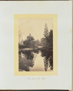 Spiegelansicht der Drei Brüder von Carleton Watkins