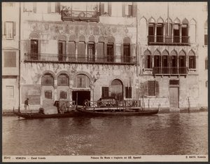 Da Mosto-Palast und die Fähre SS Apostoli von Carlo Naya