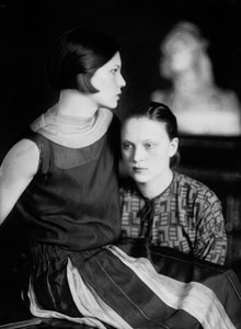 Porträt von Wanda und Marion Wulz, Triest, um 1920 von Carlo Wulz