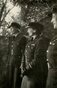 Ihre Königliche Hoheit Die Herzogin von Gloucester, Luftkommandantin, um 1943 von Cecil Beaton
