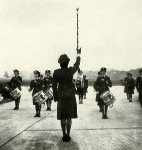 W.A.A.F. Band auf Parade, ca. 1943