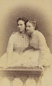 Porträt von Großherzogin Alexandra Iosifovna und Großherzogin Olga Konstantinovna von Russland