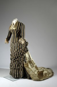 Abendkleid, ca. 1884 von Charles Frederick Worth
