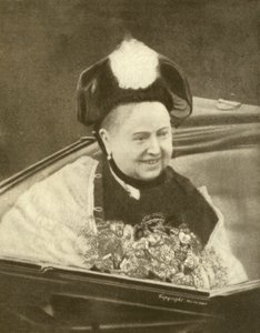 Königin Victoria lächelt, nachdem sie einen Blumenstrauß angenommen hat, Isle of Wight, ca. 1887 von Charles Knight