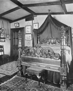 Schnitzbett im Grünen Zimmer von Charles Latham