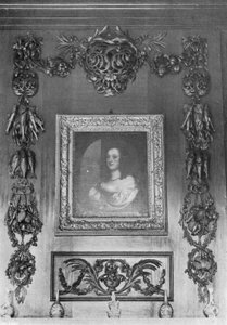 Schnitzereien über dem Hallenkamin von Charles Latham