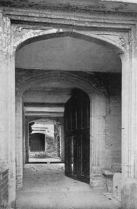 Der Eingang von Charles Latham