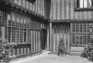 Die nordwestliche Ecke des Innenhofs von Charles Latham