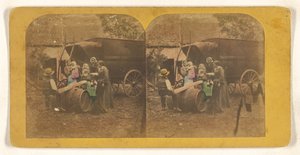 [Familiengruppe vor einem Wagen, Vater und Kind auf provisorischer Wippe] von Charles Peeters