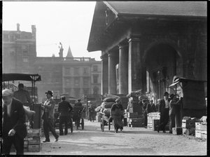 Covent Garden, City of Westminster, Greater London Authority, 1930er