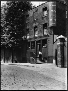 Der Grenadier, Wilton Row, Belgravia, City of Westminster, Greater London Authority, 1935-1940