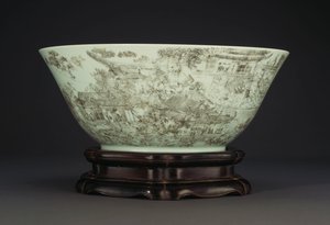 Eine große gravierte Porzellanschale, die eine kontinuierliche Szene von Damen in den Palastgärten darstellt, 1796-1820