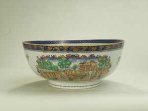 Famille-Rose-Punschschale mit ovalem Blattmotiv, das den Grand Walk, Vauxhall Gardens in den 1750er Jahren darstellt, Qianlong-Periode (1736-95) ca. 1790 von Chinese School