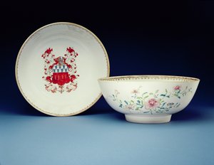 Paar Schalen in Famille Rose bemalt mit den Wappen von Joynes, Yongzheng-Periode (1723-35) von Chinese School