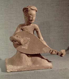 Sitzender Musiker, der eine Laute spielt, aus dem Grab des Generals Chang Sheng, Anyang, Honan, Sui-Dynastie