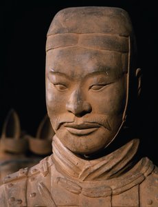 Terrakotta-Armee-Krieger, Mausoleum des Kaisers Qin Shi Huang, 3. Jahrhundert v. Chr. (Foto) von Chinese School