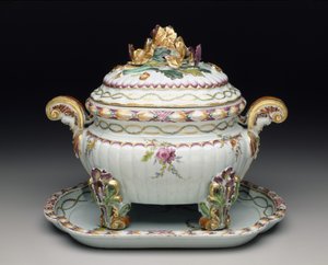 Terrine auf Ständer, ca. 1775 von Chinese School