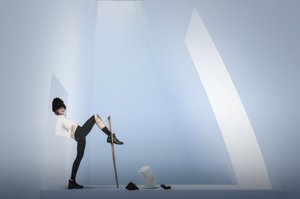 Konzeptionelle Figur in Pose
