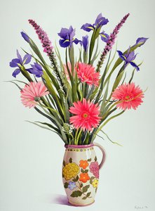 Schwertlilien und Gerbera in einem niederländischen Krug