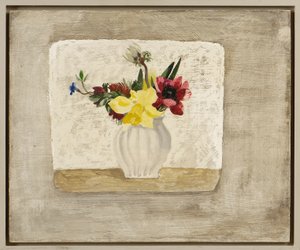 Frühlingsblumen in einem weißen Krug, ca. 1928