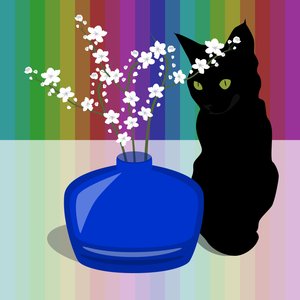 Blaue Glasvase mit Blüte und schwarzer Katze