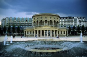 Architektur: Ansicht der Rotunde de la Villette (Rotunde Ledoux) (1784-1789) von Architekt Claude Nicolas Ledoux (1736-1806). Paris, Place Stalingrad