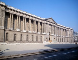 Ansicht des Palais du Louvre und der Kolonnaden. Entworfen von Architekt Claude Perrault (1613-1688)