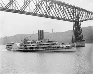 Unter der Poughkeepsie-Brücke, New York, ca. 1906 von Detroit Publishing Co.
