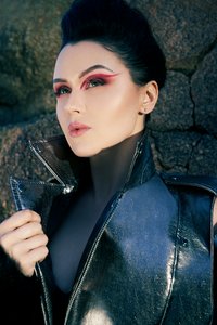 Viktoria Modesta, 2018 von Diana Gomez
