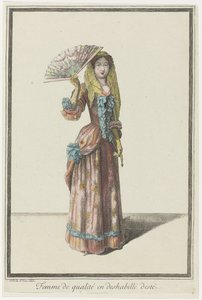 Frau von Qualität im Sommernachthemd