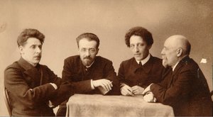 Gruppenporträt der Dichter Alexander Blok, Georgii Chulkov, Konstantin Erberg und Fjodor Sologub