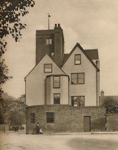 Canonbury Tower, ein altes Herrenhaus, das in einen sozialen Club umgewandelt wurde von Donald McLeish