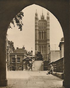 Little Deans Yard in Westminster: Ein Blick auf eine englische öffentliche Schule, um 1935 von Donald McLeish