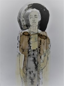 Nachdenkliche weibliche Figur