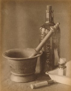 Stillleben in der Dunkelkammer von Doris Ulmann von Doris Ulmann