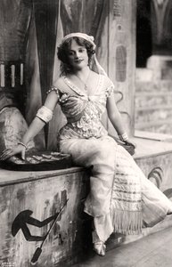 Madge Vincent, Sängerin und Schauspielerin, 1900er Jahre von Dover Street Studios