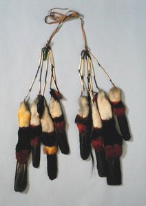 Halsornament