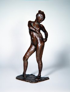 Tänzerin, die die Bänder ihrer Strumpfhose befestigt, ca. 1885-90, gegossen 1919