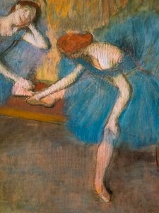 Zwei ruhende Tänzerinnen (auch bekannt als „Blaue Tänzerinnen“) (Detail) von Edgar Degas