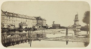 Ansicht der Oranje-Nassau-Kaserne in Amsterdam vom Garancinefabrik aus gesehen