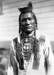Bird Rattle, Indianer, ca. 1910, Foto Edward S. Curtis von Edward Sheriff Curtis