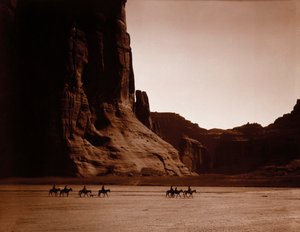 Navajo-Reiter von Edward S. Curtis, ca. 1904 von Edward Sheriff Curtis