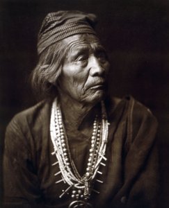 Nesjaja Hatali, Indianer, Navajo, ca. 1904, Foto Edward S. Curtis von Edward Sheriff Curtis