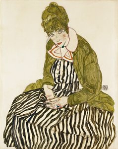 Edith Schiele im gestreiften Kleid, sitzend